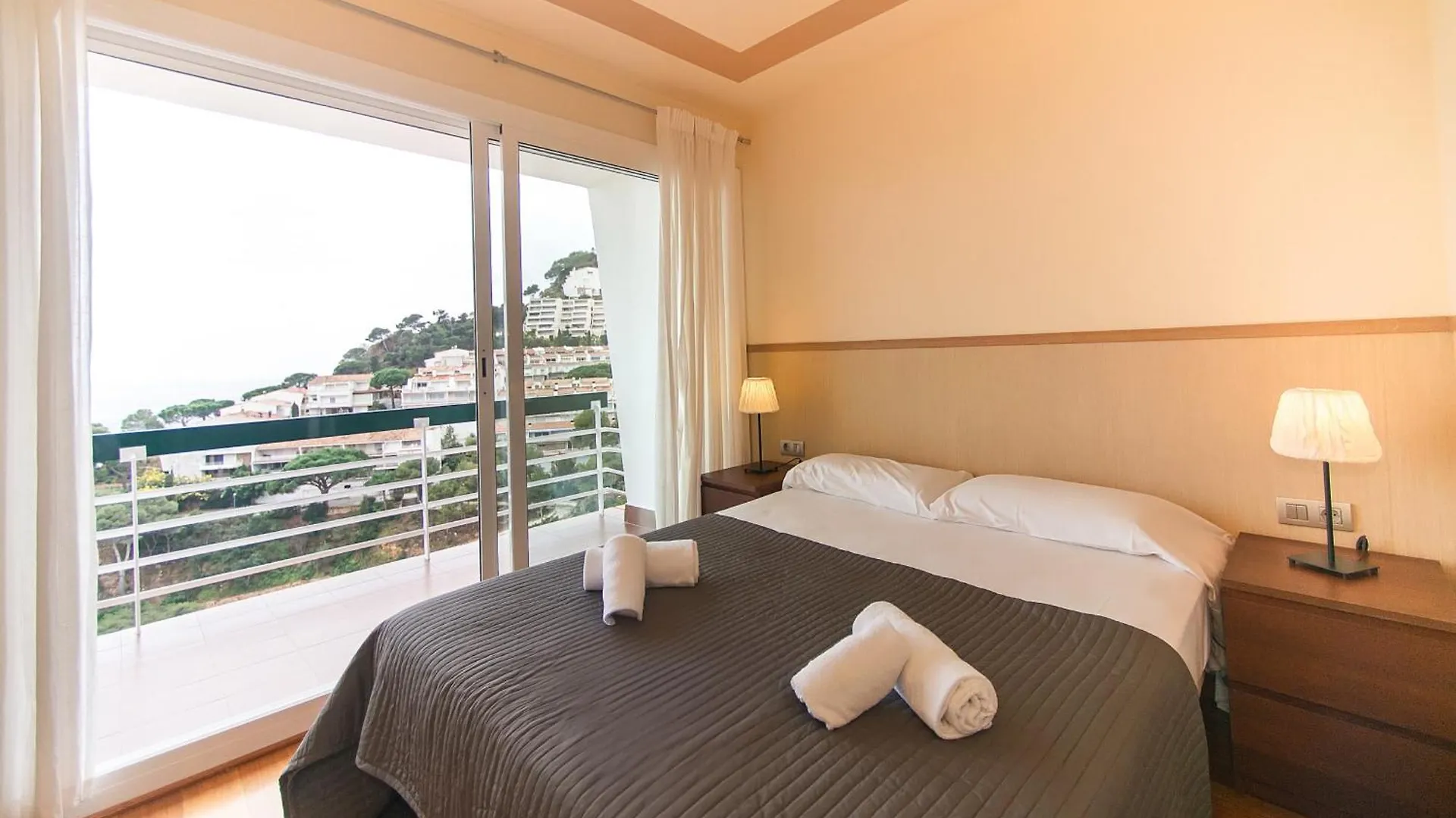 Apartment Welcs Apartamento Duplex 210 Pda Con Vista Al Mar Tossa de Mar Spain